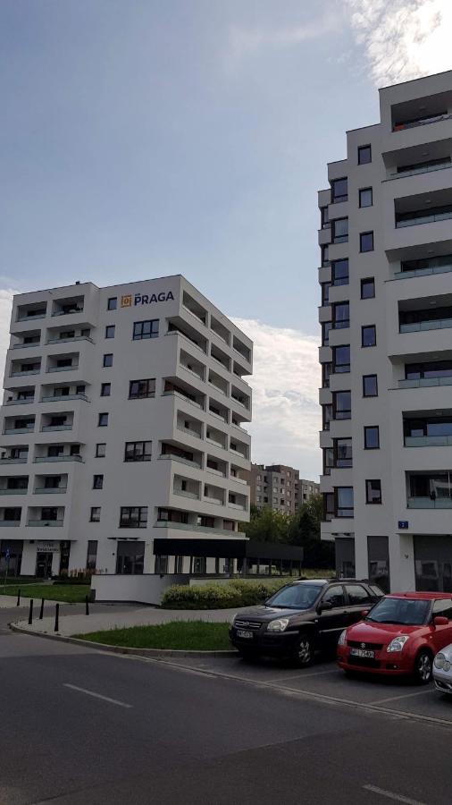 Apartament Przy Metro Варшава Екстер'єр фото